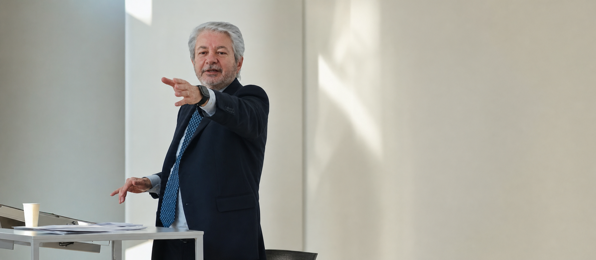 Antonio Naddeo durante un intervento sulla trasformazione della Pubblica Amministrazione